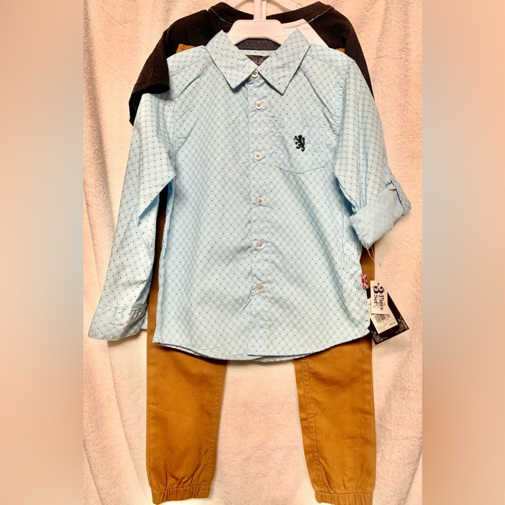 English Laundry 3 piece set. 2 shirts & 1 pants Size 5 NWT